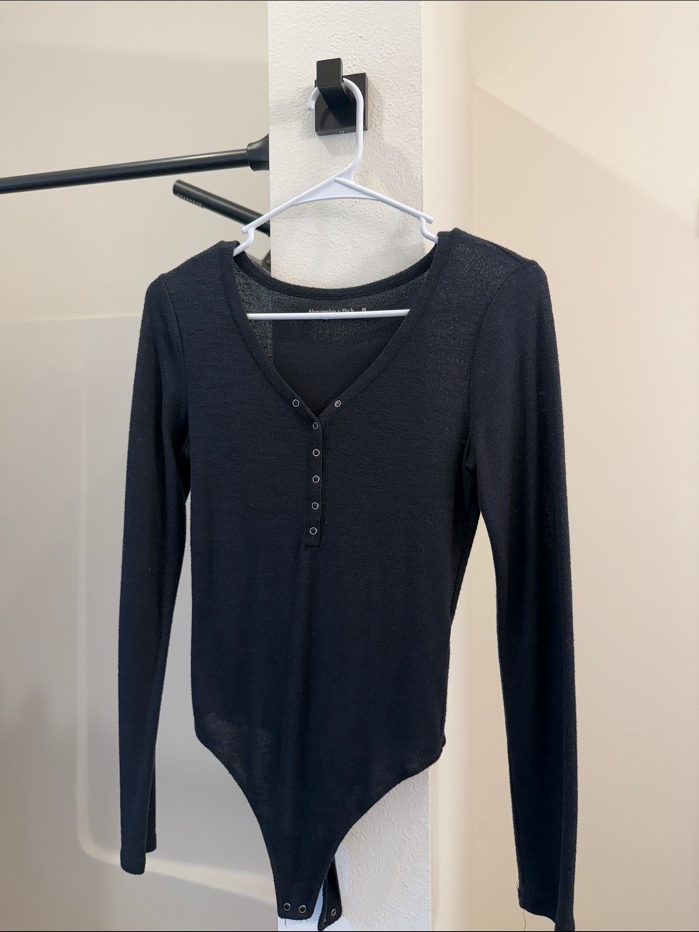 Abercrombie & Fitch Black Long-Sleeve Henley Bodysuit